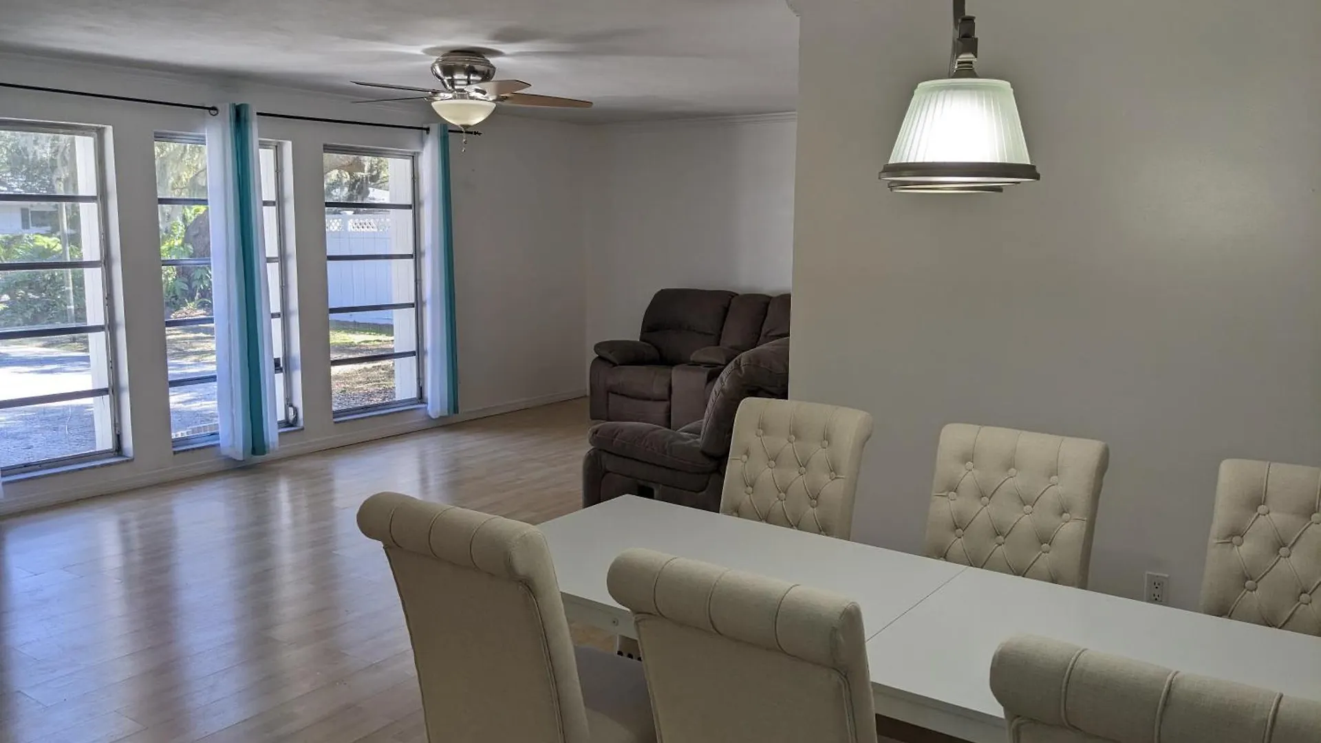 Homestay Executive Pool Home Tampa